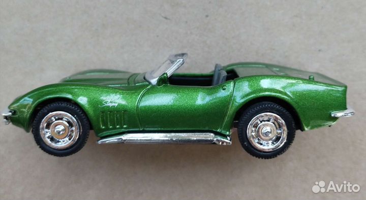 Коллекционная модель Chevrolet Corvette 1969