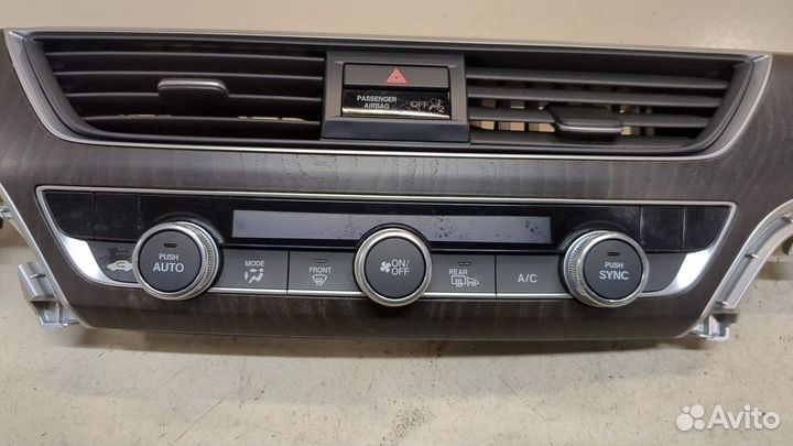 Переключатель отопителя Honda Accord 10