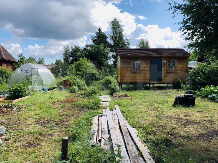 Дача 18 м² на участке 6 сот.