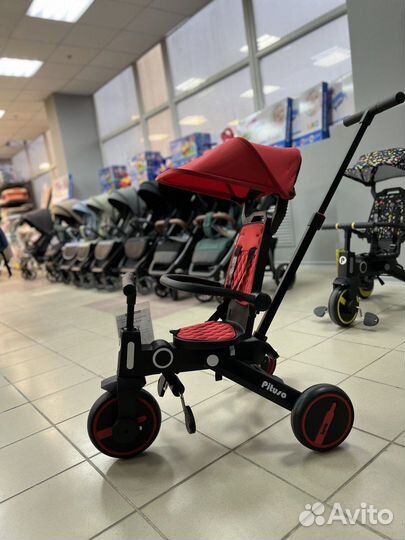 Детский трехколесный велосипед Pituso Leve