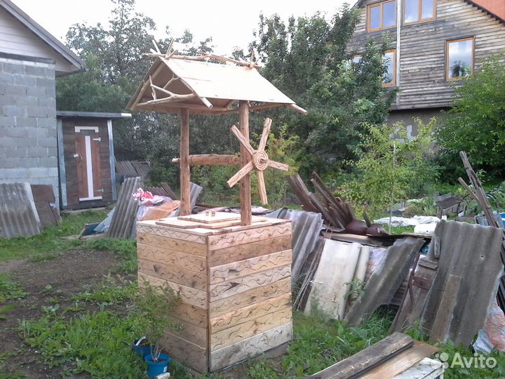 Декоративный колодец