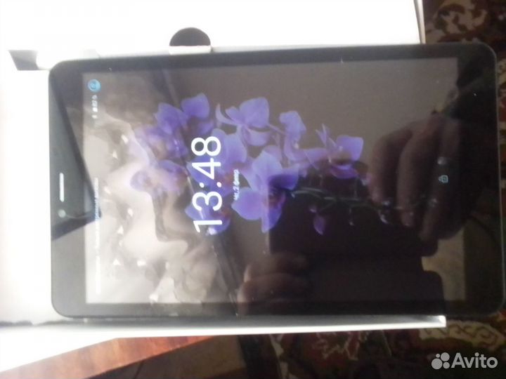 Плашетный компьютер digma