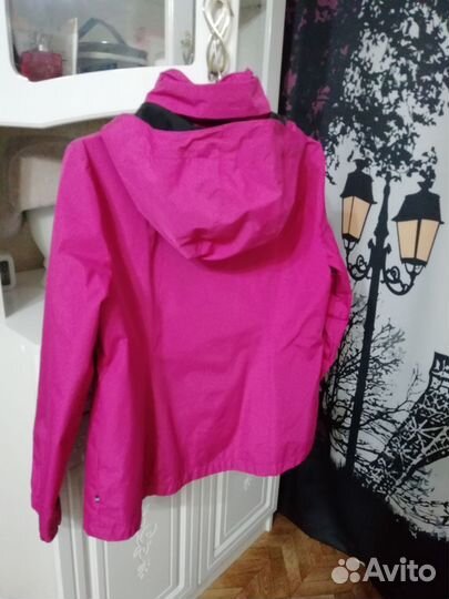 Ветровка женская 48 размер
