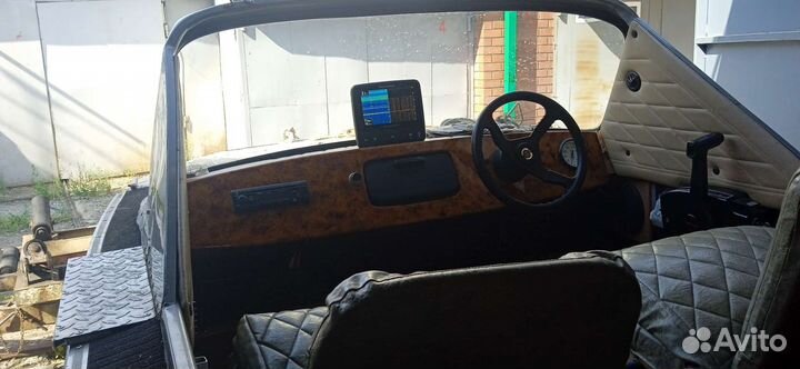 Прогулки по воде, отдых на воде, рыбалка с лодки