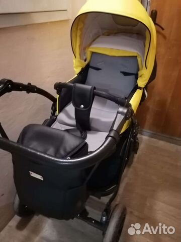 Коляска для ребенка