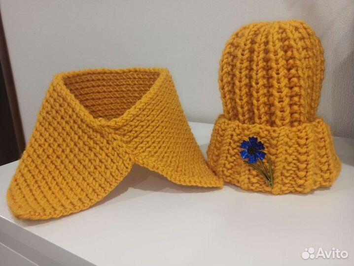 Комплект шапка и шарф женский