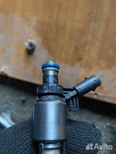 Форсунка топливная volkswagen tiguan 2.0 tsi