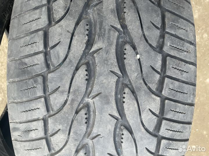 Toyo Proxes 4 295/40 R20