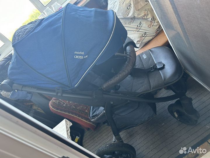 Прогулочная коляска bubago cross