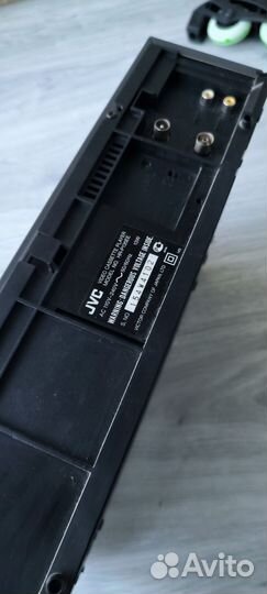 Видеомагнитофон jvc