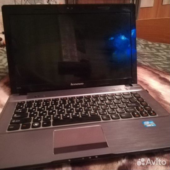 Ноутбук Lenovo Z470 Core i3 2350-2300/HD Graphics