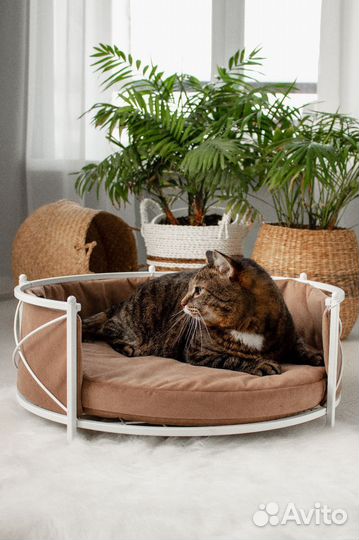 Лежанка для кошек