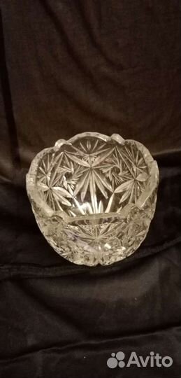 Хрустальная ваза