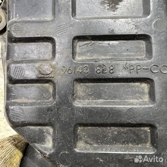 Резонатор воздушного фильтра Daewoo Nexia