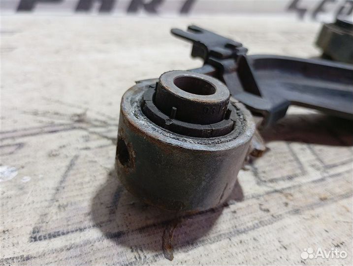 Рычаг подвески верхний задний Volkswagen Touran 1T