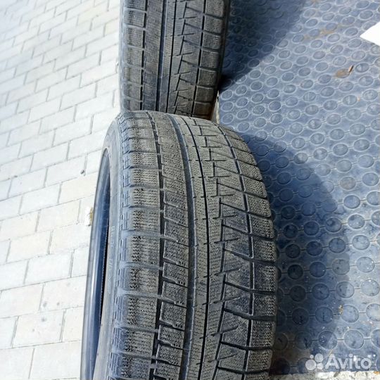 Bridgestone Blizzak Revo GZ 225/50 R17