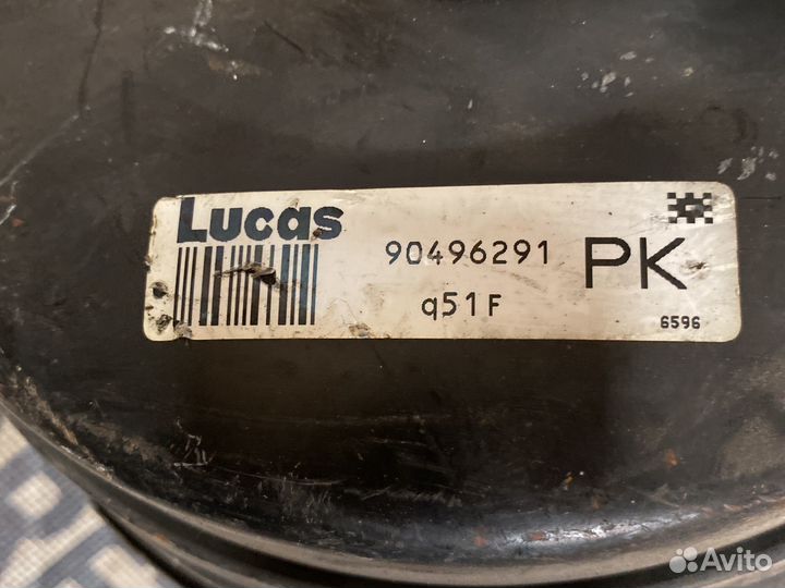 Тормозной вакуумник Opel Omega B 90496291