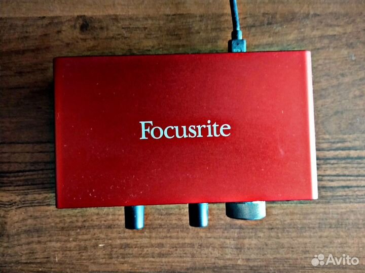 Внешняя звуковая карта Focusrite
