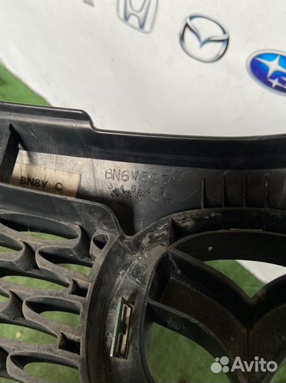 Решетка радиатора Mazda Axela BK5P