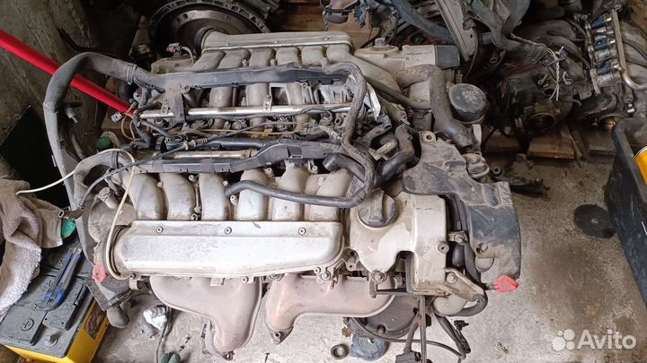 Двигатель на мерседес W220 5.8