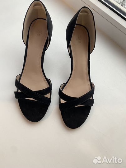 Босоножки женские 38 размер