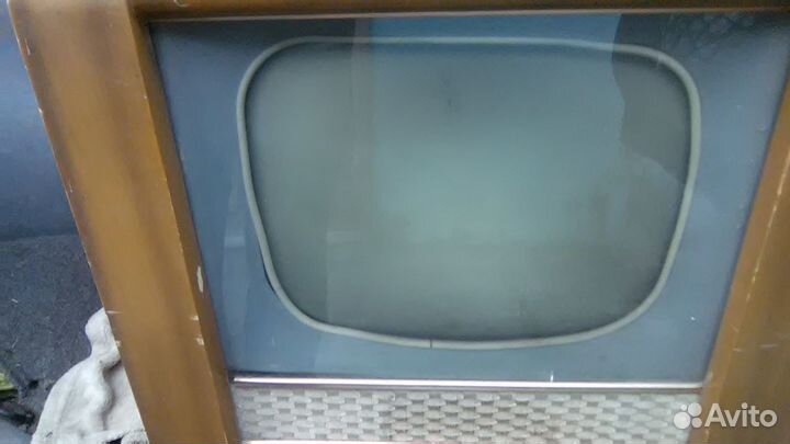 Телевизор