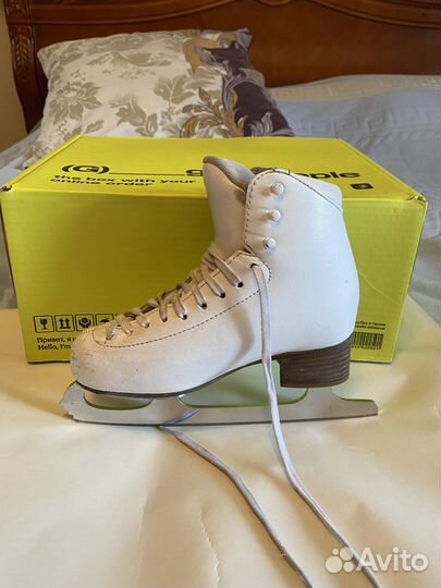 Профессиональные коньки для девочки Pro