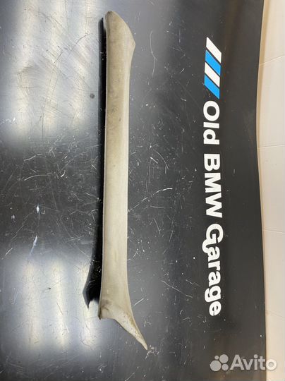 Обшивка стойки передней левой BMW e36