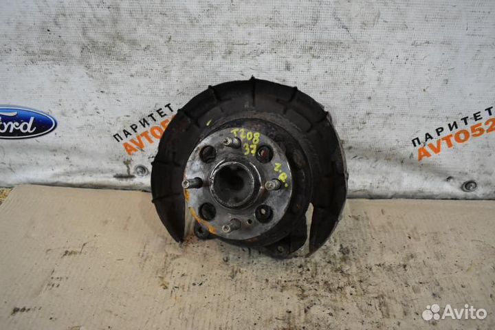 Кулак задний правый Kia Rio 2 поколение G4EE 2005