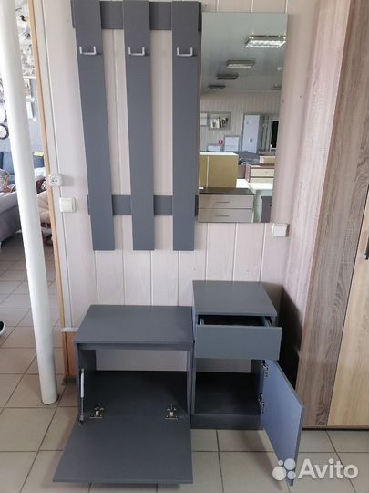 Прихожая новая 