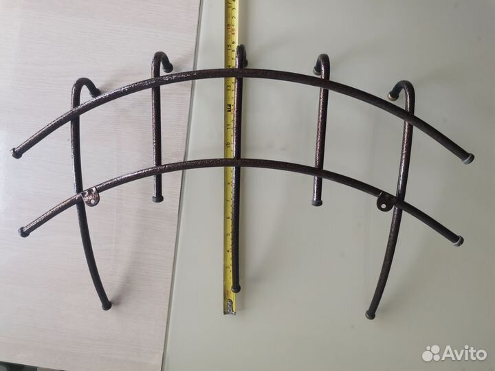 Вешалка настенная в прихожую