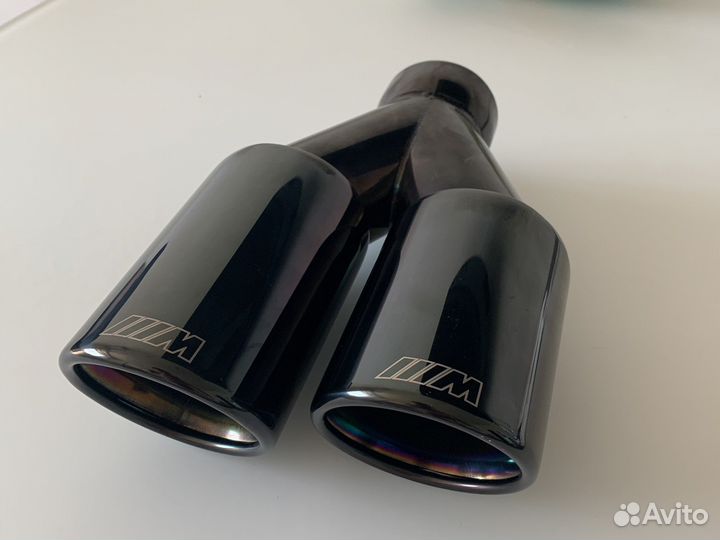 Одна насадка на выхлоп BMW f30 черная двойная 76