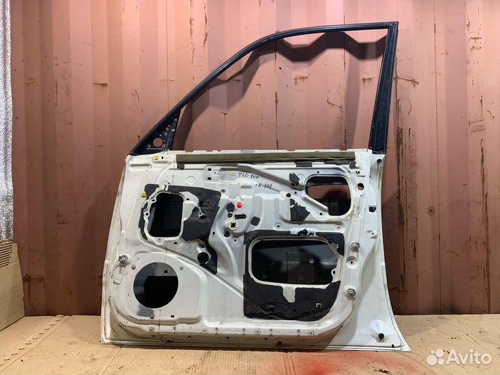 Дверь правая передняя Lexus lx470 2004г