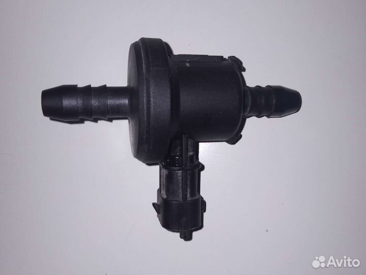 Клапан вентиляции топливного бака