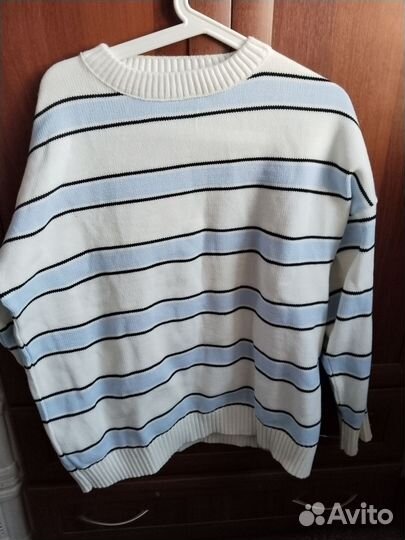 Кофта вязаная