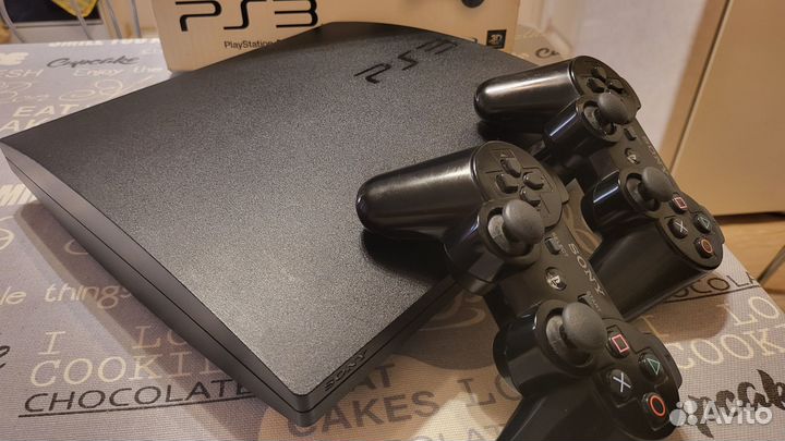 Sony Playstation3 Slim 500гб 2 геймпада+140игр HEN