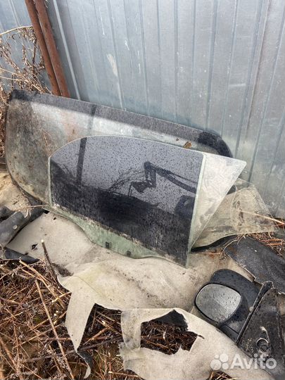 Заднее стекло lanos