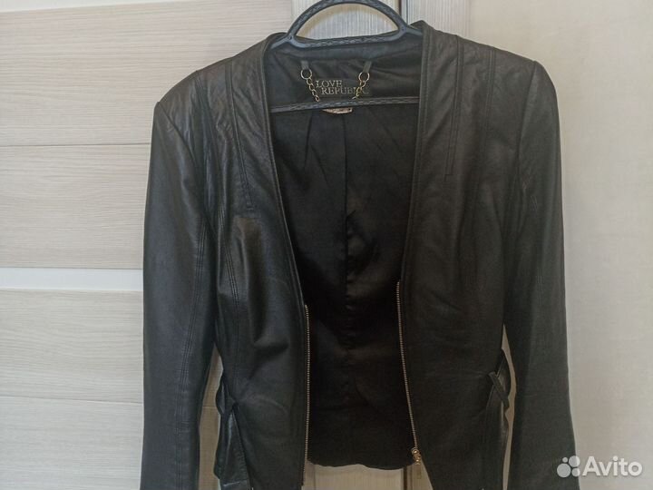 Куртка кожаная женская 42 44