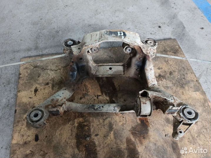 Задняя балка BMW E46