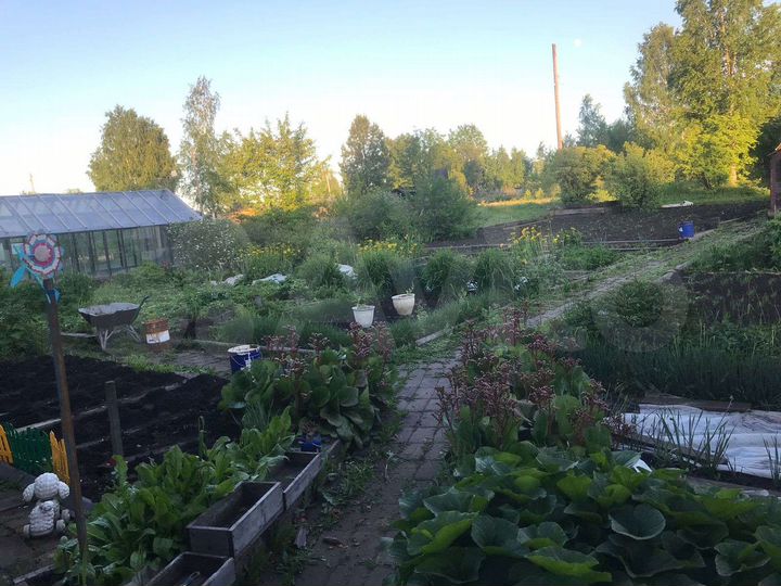 Дача 10 м² на участке 9 сот.