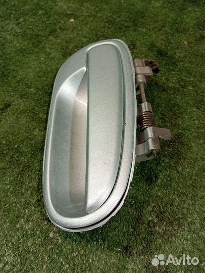 Ручка двери задней наружная правая Hyundai Matrix