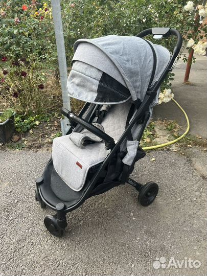 Прогулочная коляска babalo