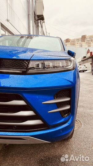 Фотограф для продажи автомобиля