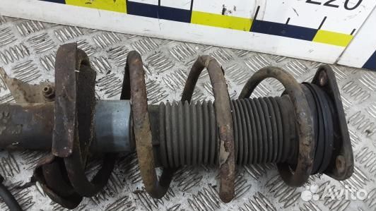 Стойка передняя правая ford C-MAX 1 (97O10N501)