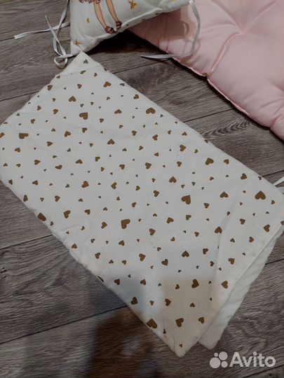 Бортик в кроватку