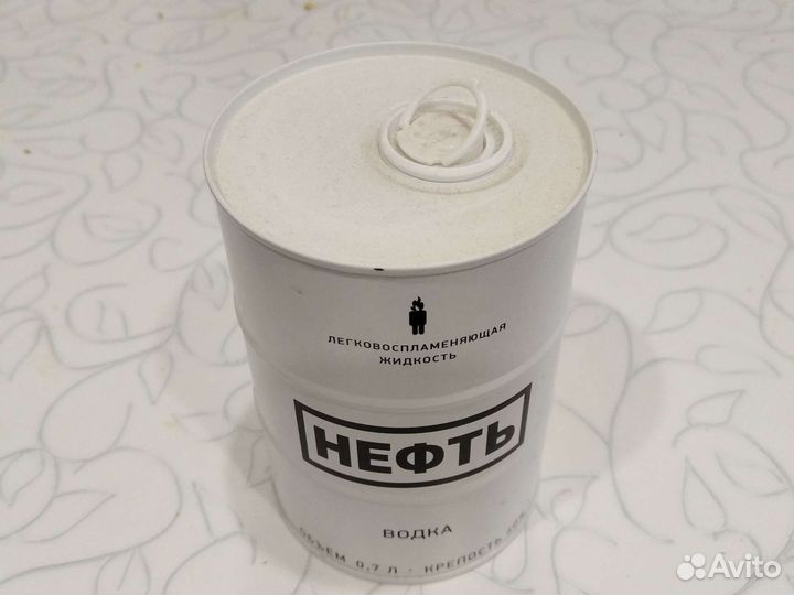 Банка от водки