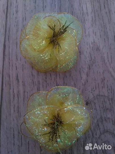 Заколки нарядные