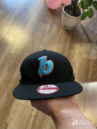 Бейсболка new era