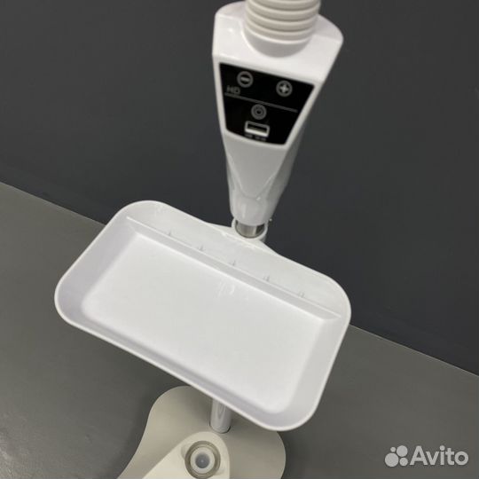 Косметологическая лампа с регулировкой яркости