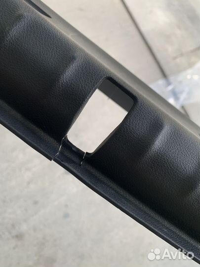 Замковая панель BMW 5 G30, M5 F90